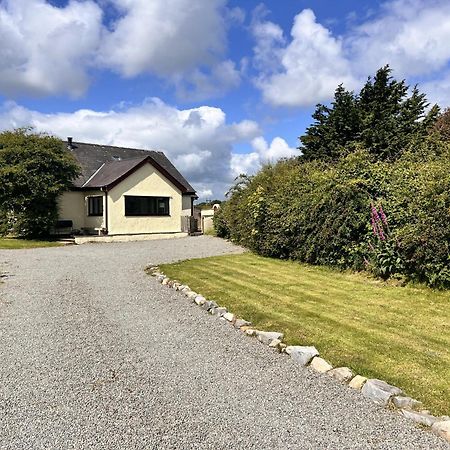 3 Bed Detached Cottage- Log Burner Mountain Views โบมาริส ภายนอก รูปภาพ